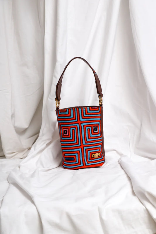 DULE BUCKET #005